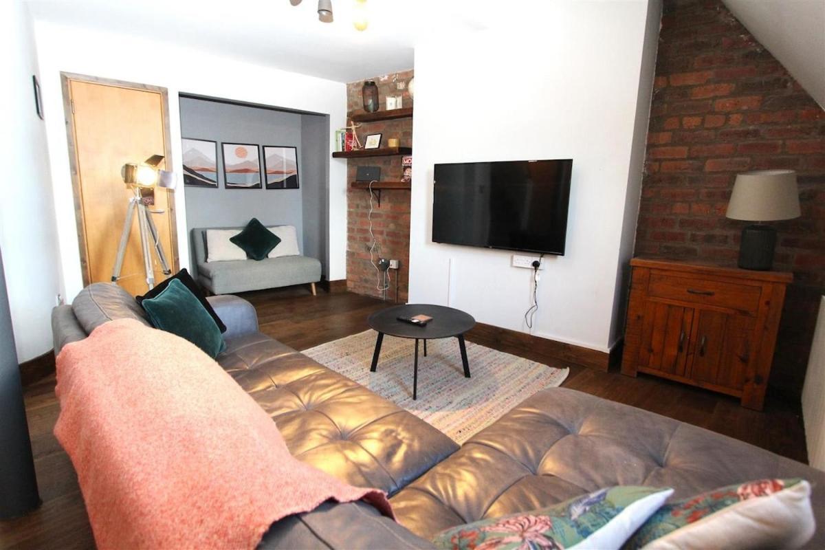 לידס Large New-York Style Apartment In City Centre מראה חיצוני תמונה